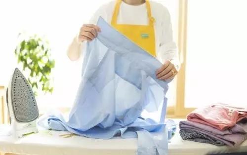 杭州除甲醛公司:新衣要漂洗這個(gè)常識(shí),是因?yàn)榧兹? alt=