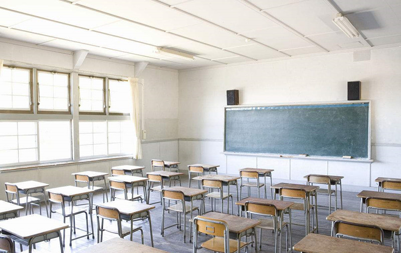 首例小學生教室裝修后病亡 校方判賠42萬 首例小學生教室裝修后病亡 校方判賠42萬