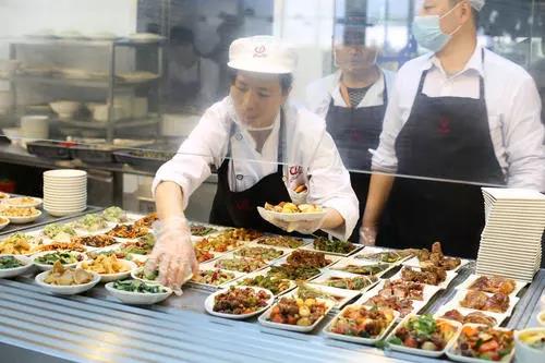 鐘南山提醒:節后返崗人員 身邊這4處要警惕